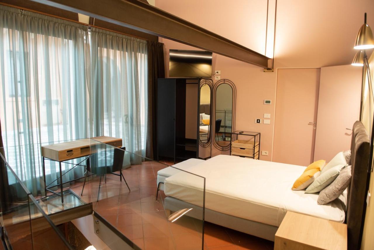 Italianflat - Empireo Rooms - 200Mt To Arena เวโรนา ภายนอก รูปภาพ